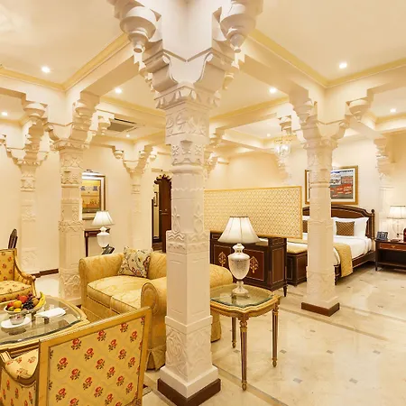 Taj Fateh Prakash Palace Udaipur Exterior photo