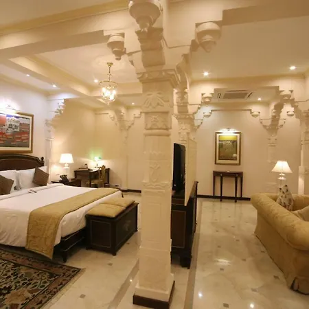 Taj Fateh Prakash Palace Udaipur Exterior photo