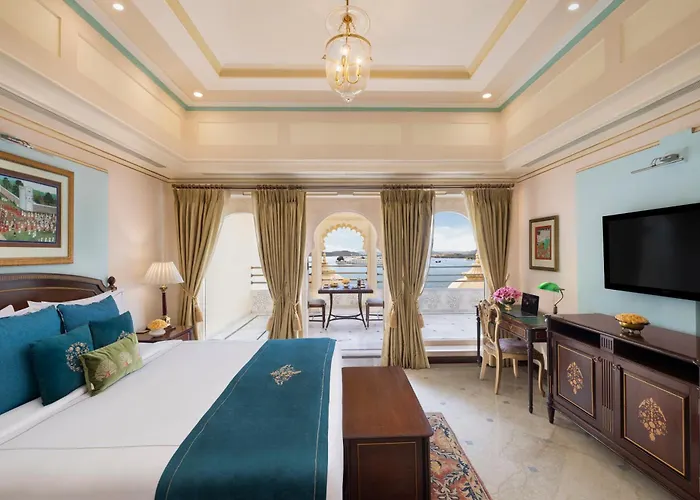 Taj Fateh Prakash Palace Udaipur
