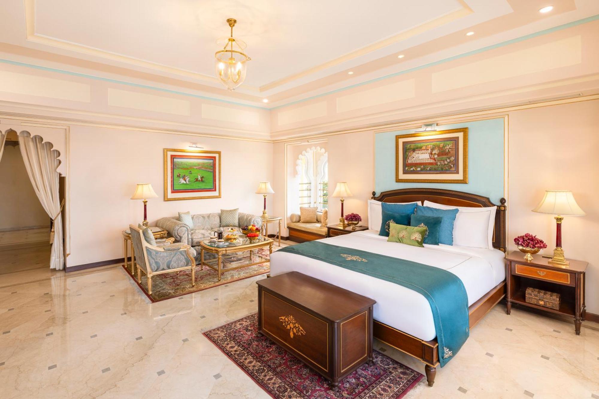 Taj Fateh Prakash Palace