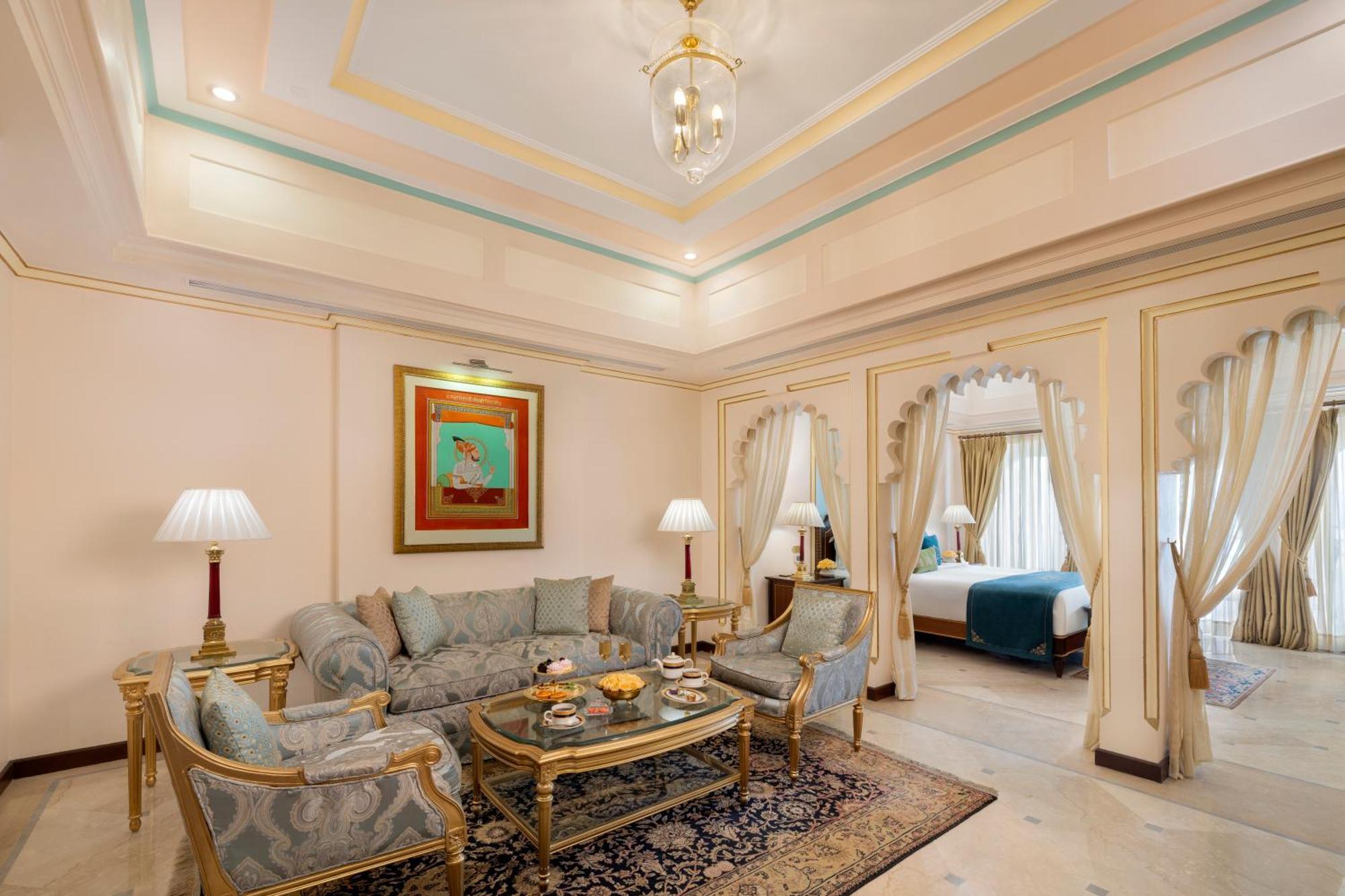 Hotel Taj Fateh Prakash Palace 5*