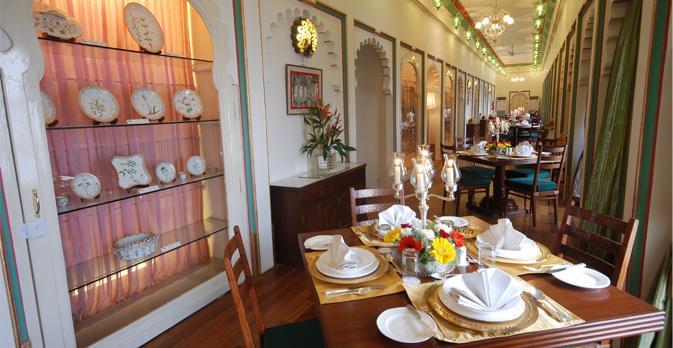 Hotel Taj Fateh Prakash Palace 5*